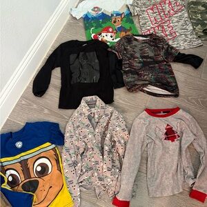 Kids Graphic T-Shirts and Sweaters Bundle

7 tops for boys aged 4–6